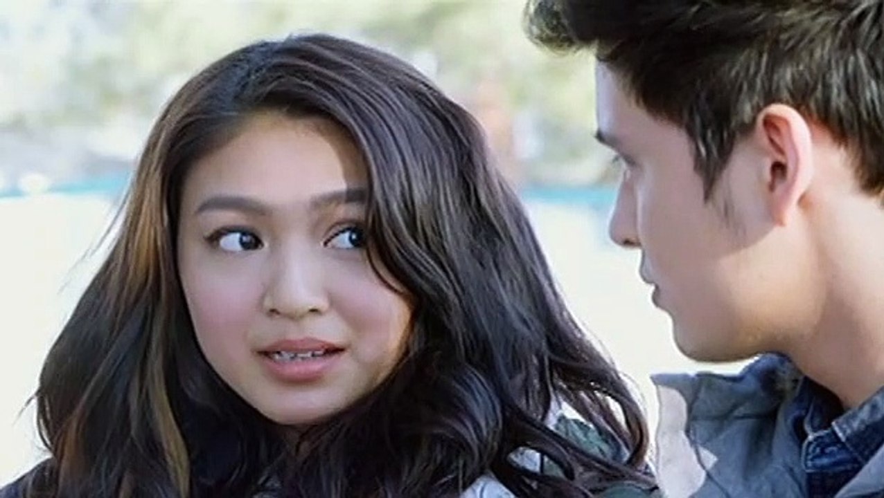 Clark at Leah, muntik na muli magdampi ang mga labi