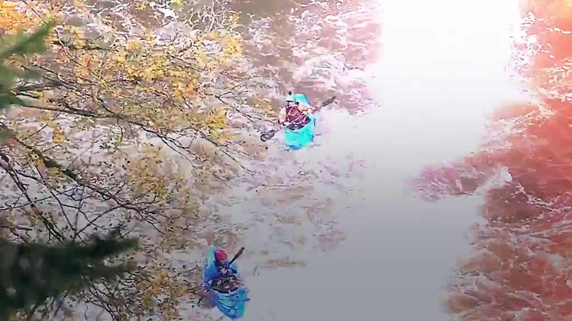 Ils descendent le saut du Doubs en kayak, une première - Vidéo Dailymotion