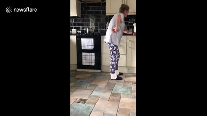 Daughter films her Irish mum's hilarious struggle with Amazon Alexa