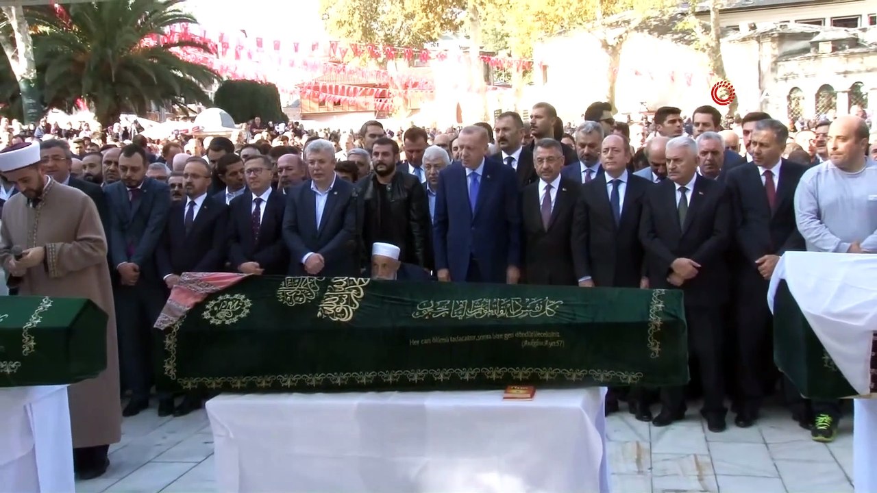 Cumhurbaşkanı Erdoğan, Cuma Namazını Eyüpsultan Camii'nde Kıldı