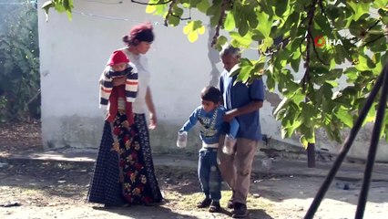 Minik Yusuf'un Dramı: Ellerini Plastik Şişeye Bağlıyorlar