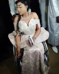 Cette charmante mariée à mobilité réduite fait buzz