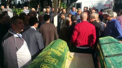 İmam Cenaze Namazını Kıldırırken Gözyaşlarını Tutamadı