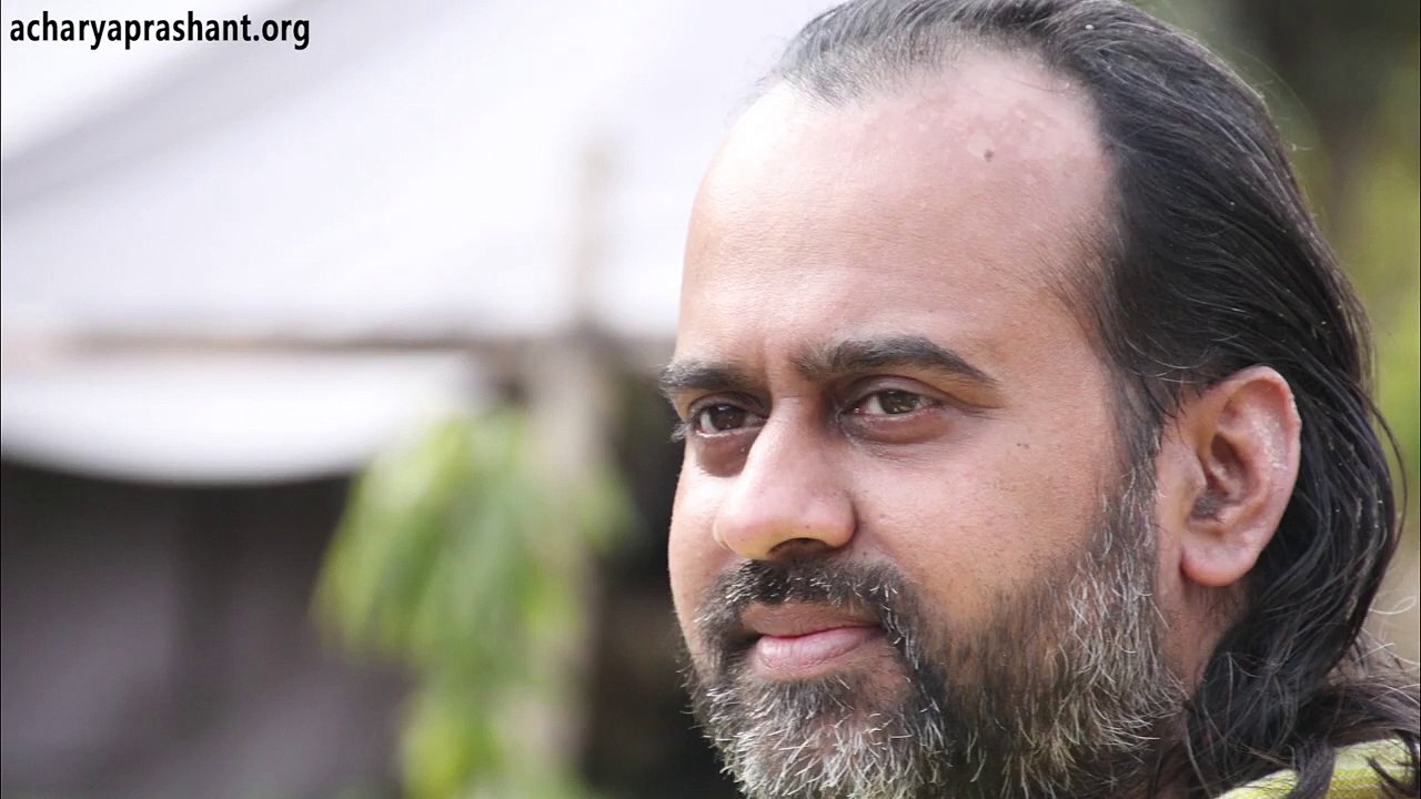 Worldly man- Slave of destiny || Acharya Prashant (2014)