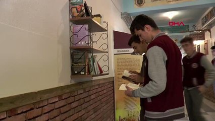Liseye 'edebiyat sokağı' kurdu