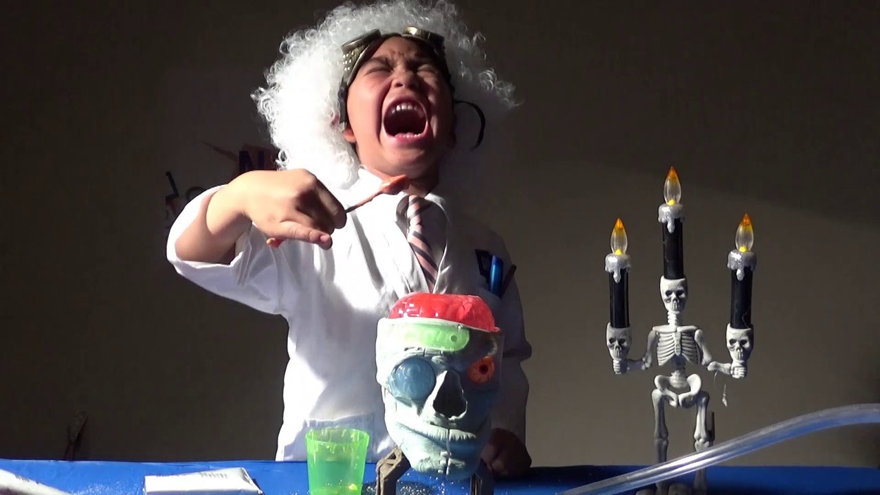 Dr.Dreadful Zombie Lab