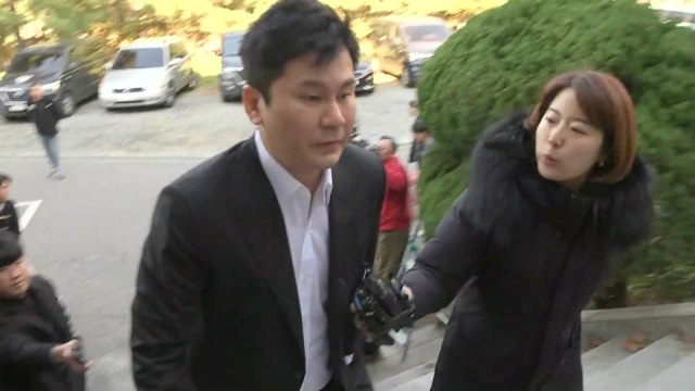 양현석 경찰 출석... 조사에 성실히 임하겠다 / YTN