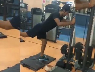 UNMUKT CHAND WORKOUT VIDEO WITH BROKEN LEG | Oneindia News