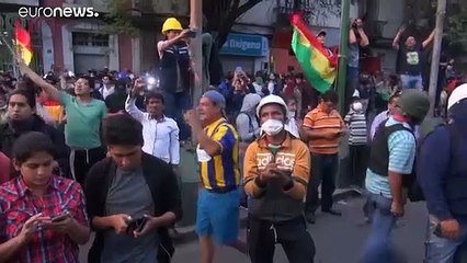 الرئيس البوليفي يندد بـ"انقلاب" بعد تمرد وحدات من الشرطة على قياداتها في ثلاث مدن