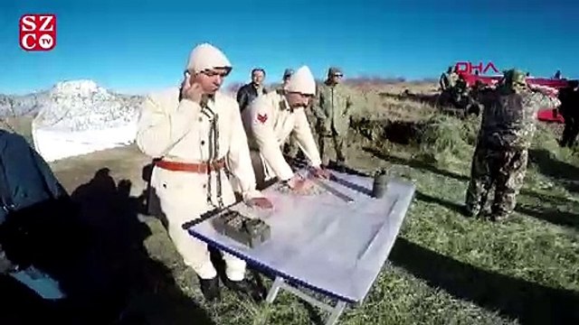 Erzurum'da binlerce kişi Aziziye Tabyaları'na yürüdü