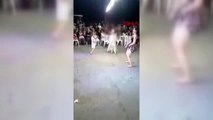 İzmir anne ve baba, sünnet düğünündeki görüntüler için dansözleri suçladı