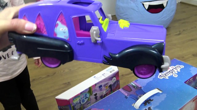 Disney Junior Vampirina - Super ovo Gigante com Brinquedos e Surpresas Disney