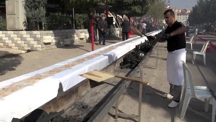 46 metrelik kebap saniyeler içinde tükendi - KAHRAMANMARAŞ