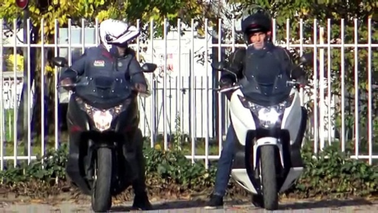 HONDA INTEGRA DTC RAPID BIKE EQUIPPED (White) Vs INTEGRA S