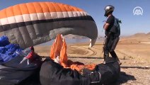 Tunceli'de yamaç paraşütü keyfi