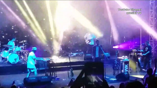 YÜZYÜZEYKEN KONUŞURUZ - Benimle Kayboldun (Konser/Canlı) @Antalya Açık Hava Tiyatrosu - HD