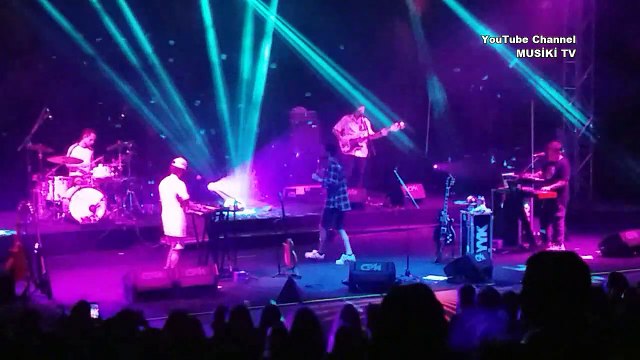 YÜZYÜZEYKEN KONUŞURUZ - Esen (Konser/Canlı) @Antalya Açık Hava Tiyatrosu - HD