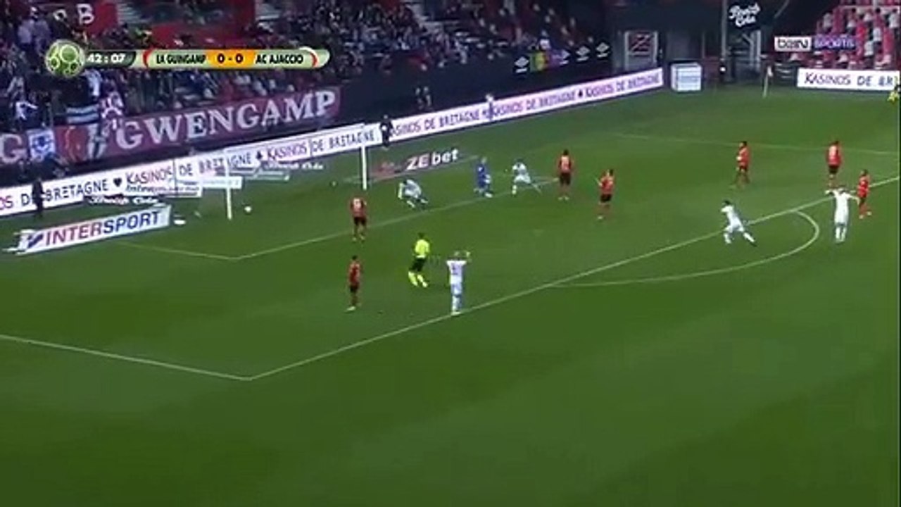 Le it de de cyril Bayala