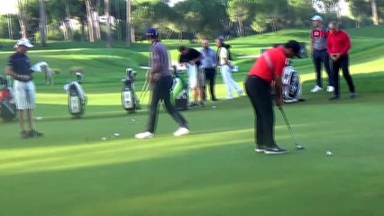 Spor dünyaca ünlü golfçülerden atatürk'e saygı