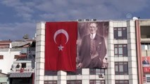 Büyük Önder Atatürk'ü anıyoruz