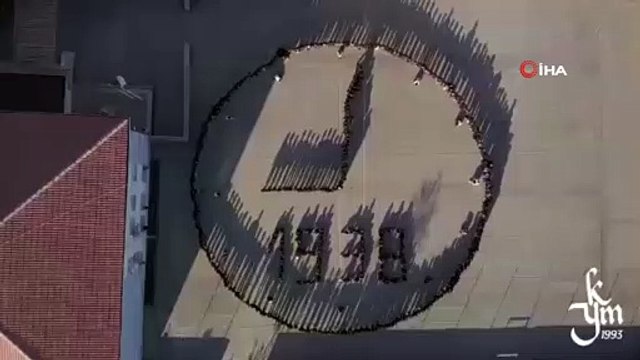 Atatürk’ün ölüm yıl dönümünde 320 öğrenciden anlamlı koreografi