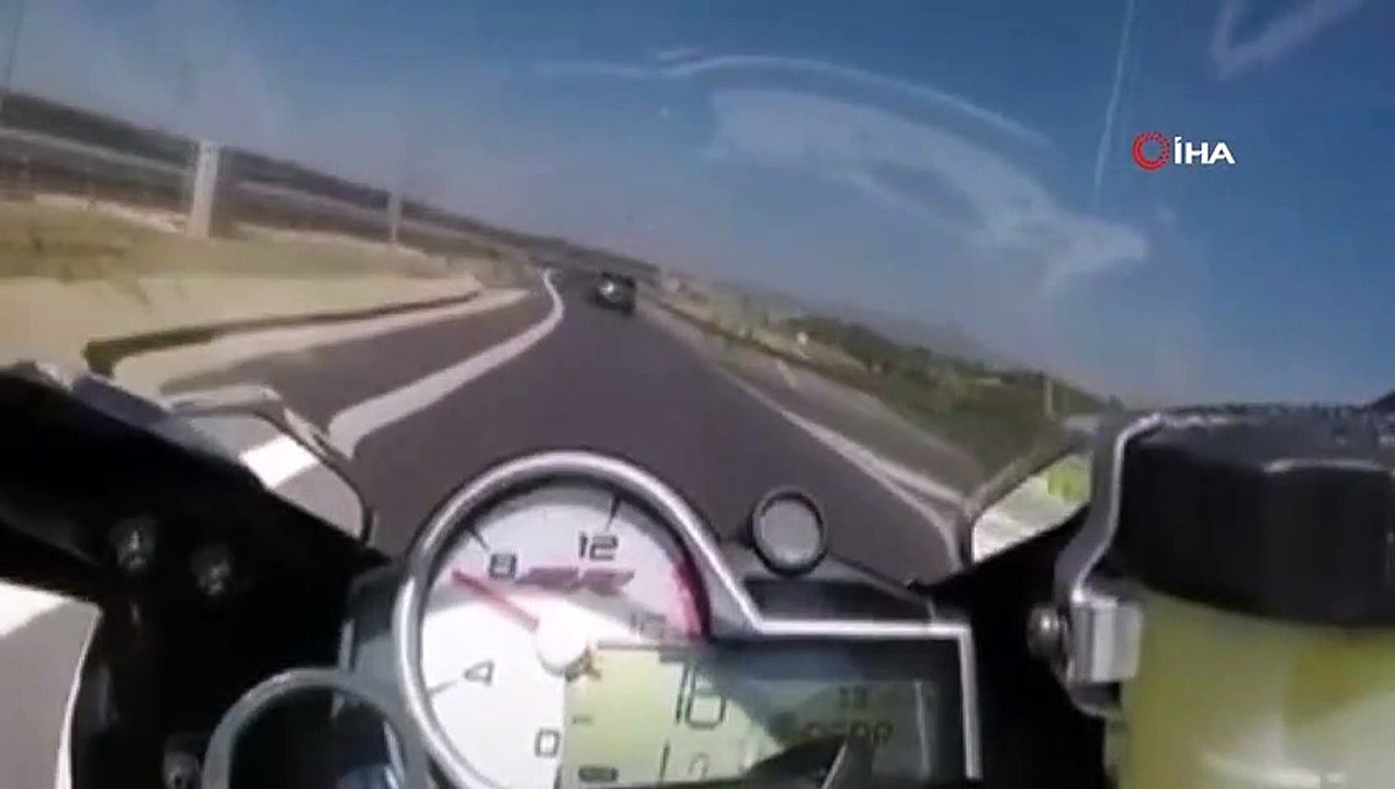 Otobanda 310 kilometre hızla ölüme meydan okudu