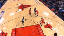 لقطة: كرة سلة: هاردن في تمريرة حاسمة سريعة إلى زميله كابيلا