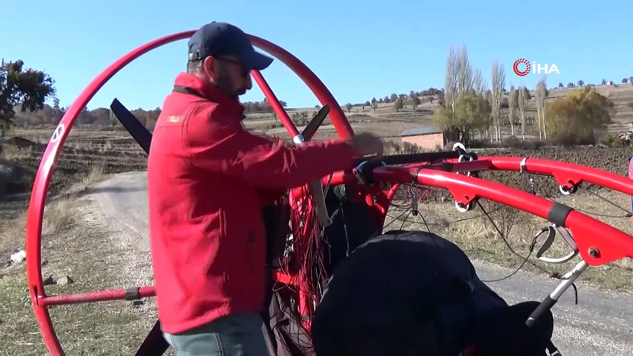 Atatürk'ü ölüm yıldönümünde gökyüzünde andı