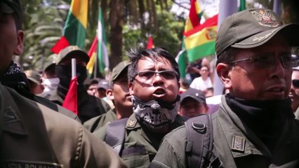 Bolivie: manifestation de la police à Santa Cruz en soutien au peuple