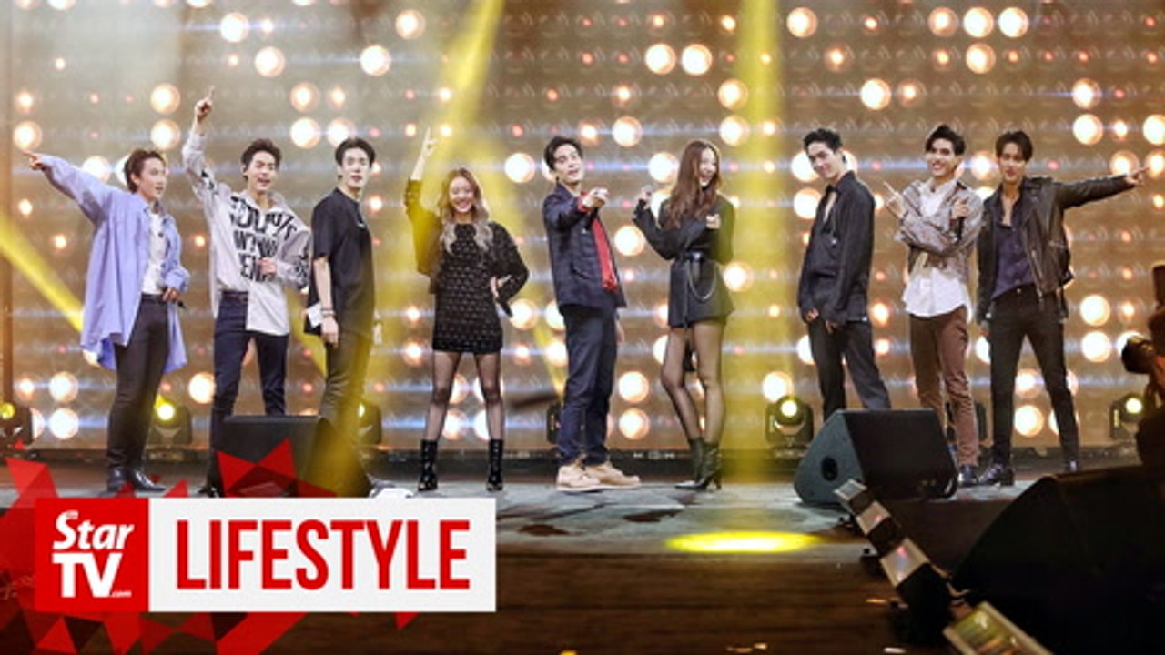 Thai pop fans lap it up at music showcase