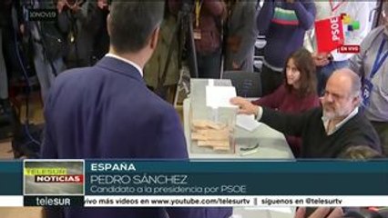Pedro Sánchez ejerce derecho al voto en comicios generales de España
