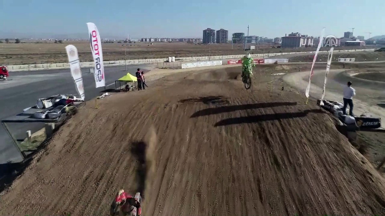 Türkiye Motokros Şampiyonası, 4. ayak yarışlarıyla tamamlandı - AFYONKARAHİSAR