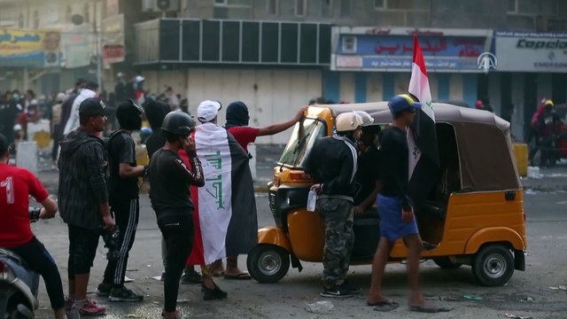 Irak'ta hükümet karşıtı gösteriler sürüyor - BAĞDAT