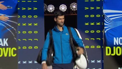 下载视频: Djokovic eases past Berrettini in ATP Finals opener