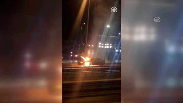 Seyir halindeki araçta çıkan yangın söndürüldü