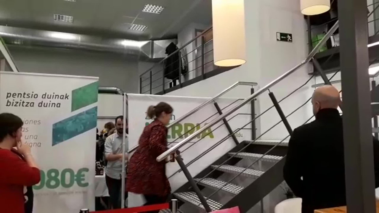 EH Bildu celebra los resultados en su sede de San Sebastián