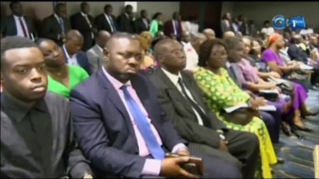 RTG - Rencontre du Premier ministre, Julien Bekalé et des responsables d’administrations publiques