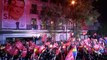 Sánchez celebra la victoria en la sede del PSOE