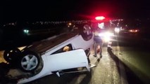 Motorista perde o controle da direção e carro para na BR-277 ao capotar