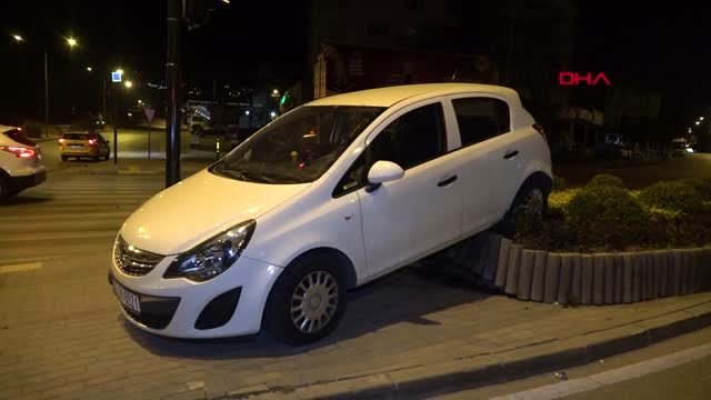 Bursa'da yağış ve aşırı hız kazaya neden oldu: 3 yaralı