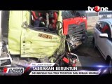 2 Truk Tronton dan Sebuah Minibus Terlibat Tabrakan Beruntun