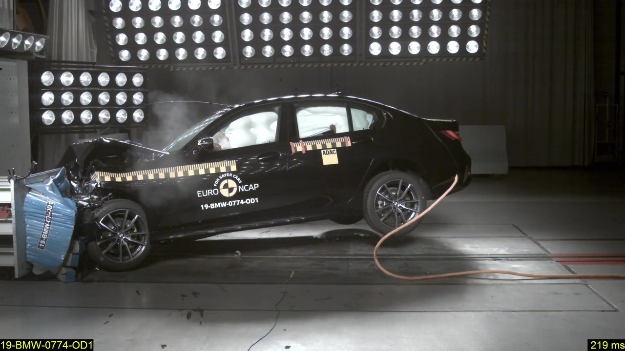 Euro NCAP Crashtest - 5 Sterne für die neue BMW 3er Reihe