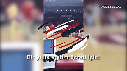 Üniversite öğrencisinin ücretsiz eğitim için inanılmaz yarı saha atışı