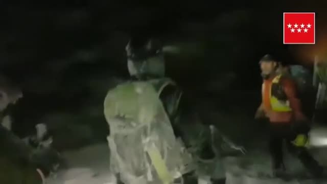 Rescatan a dos montañeros perdidos por la niebla en la cumbre del Peñalara