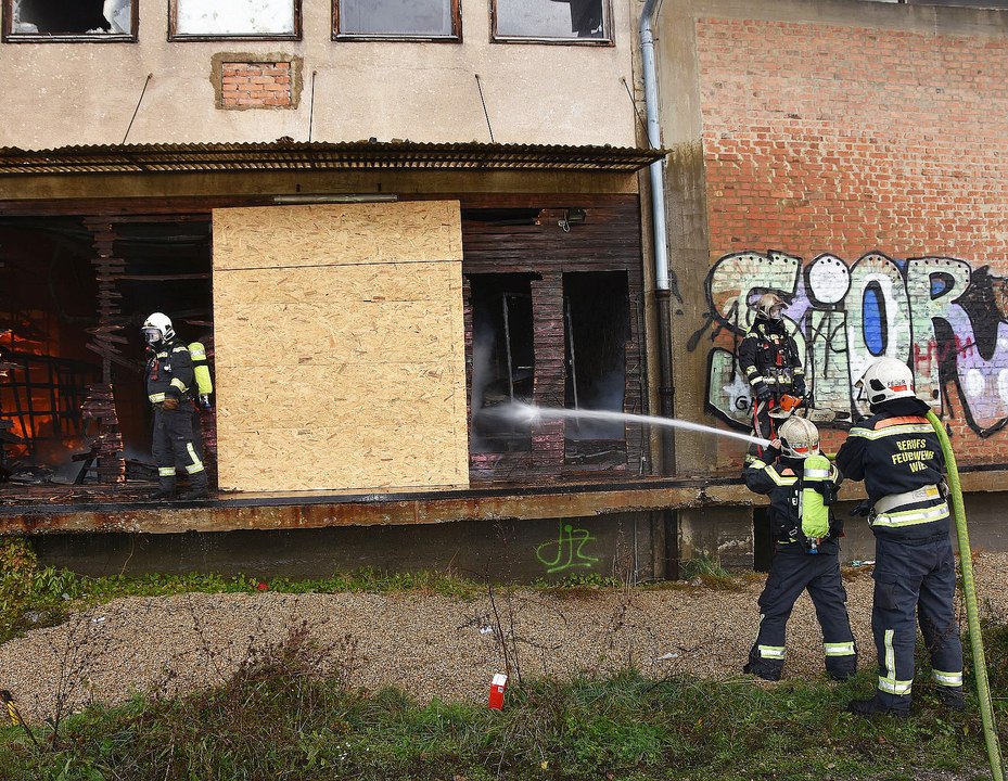 Großbrand in Wiener Nordbahnhalle