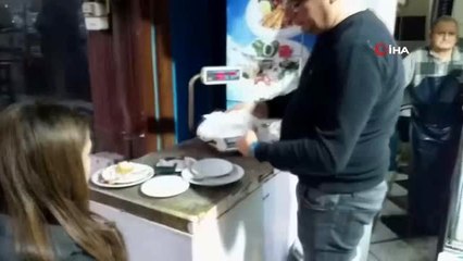 Hamsi bolluğuna rağmen fiyatlar yükseliyor