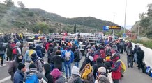 Manifestantes bloquean La Jonquera (Girona)