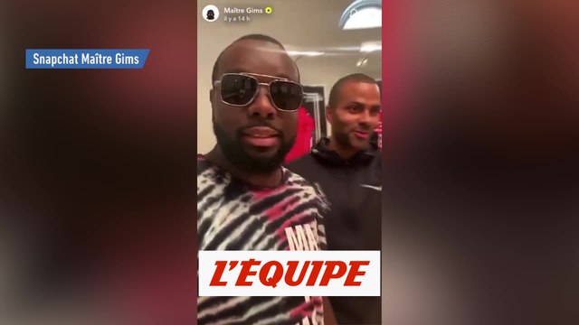 Tony Parker fait visiter sa salle des trophées à Maître Gims - Basket - WTF
