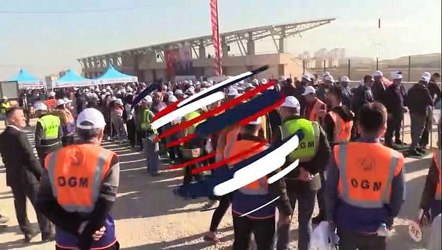 Çorum'da 1 saatte en fazla fidan dikimi rekor denemesi tamamlandı