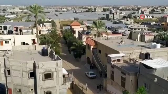İsrail savaş uçakları Gazze’de evi hedef aldı